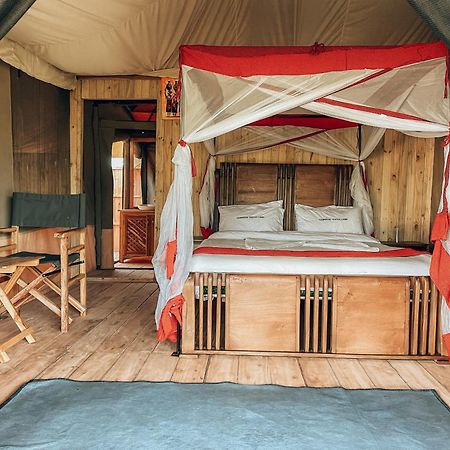 Serengeti Kamwene Tented Camp Nyabogati Exterior foto